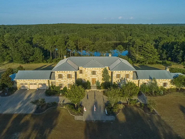 Aerial view of Deer Park Plantation estate and lake